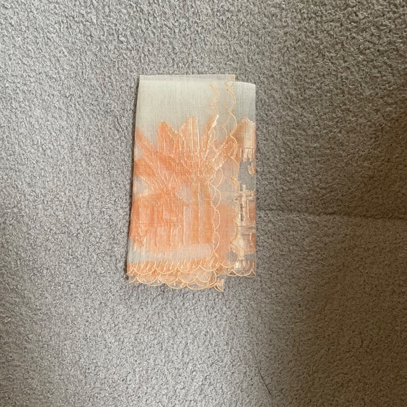 TRADED-Vintage Mexican Handkerchief - Picture 4 of 4